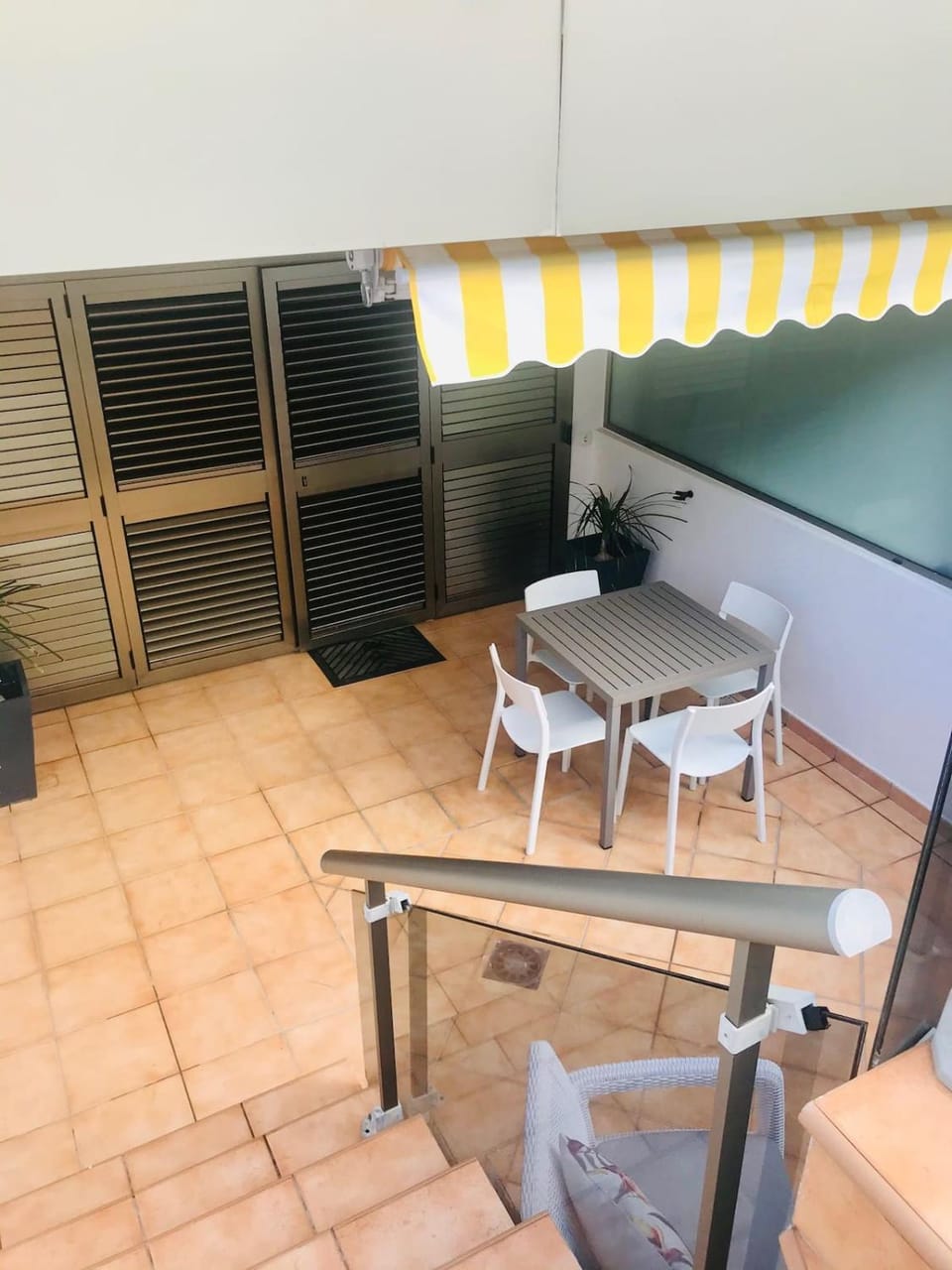 Off site, Balcony/Terrace