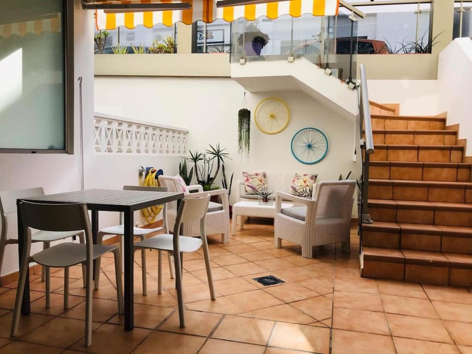Off site, Balcony/Terrace