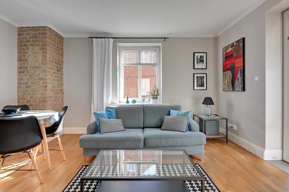 Living room, Area and facilities