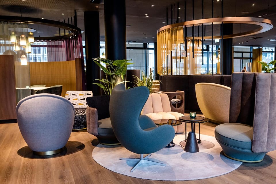 Lounge or bar