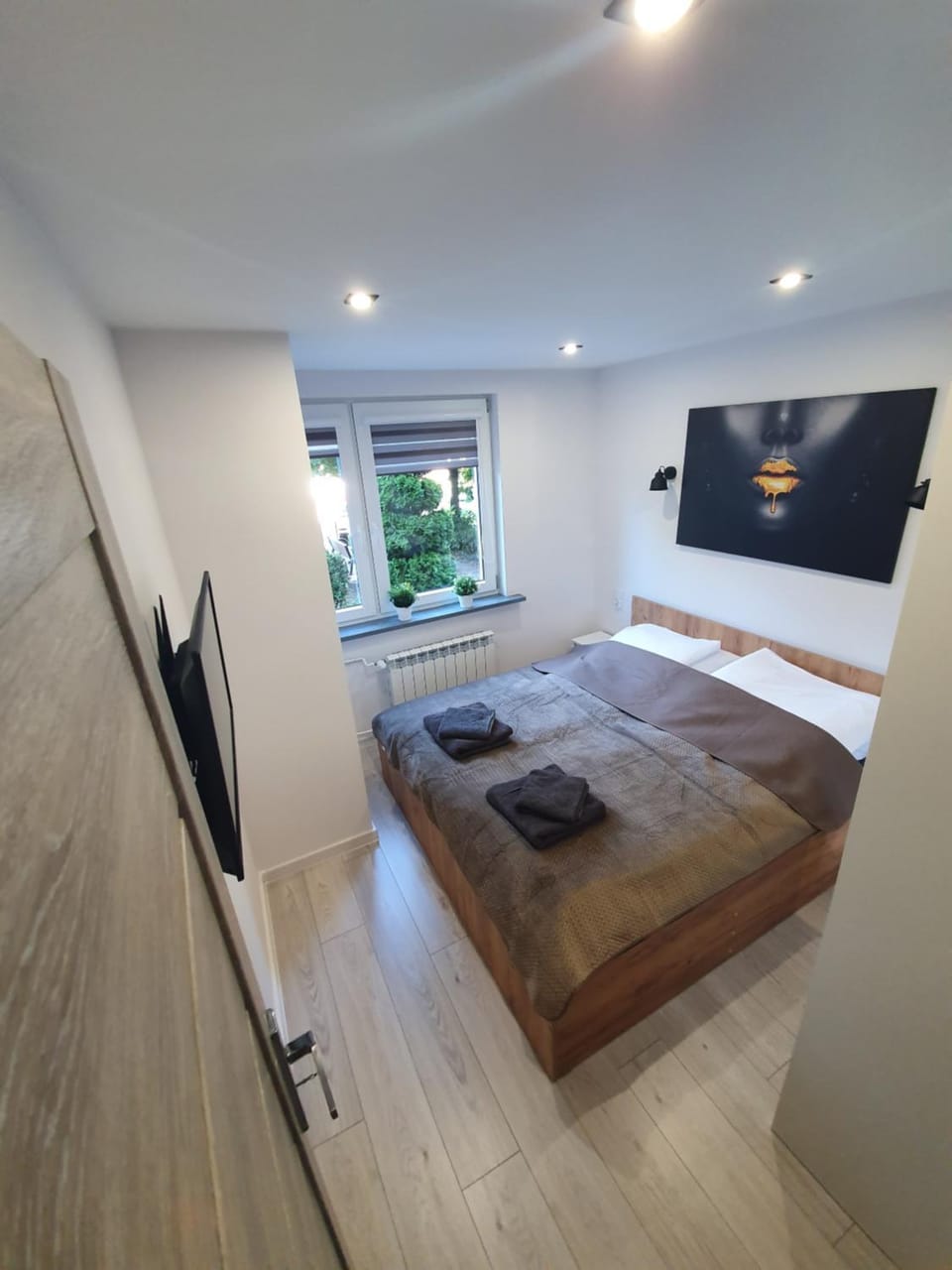 TV and multimedia, Bedroom