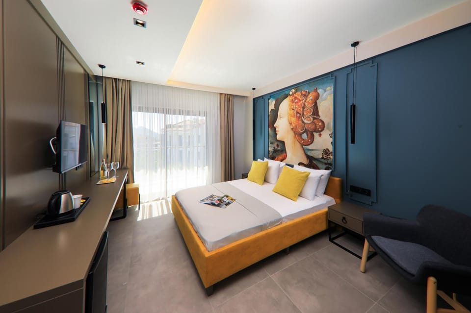 Bed, Photo of the whole room