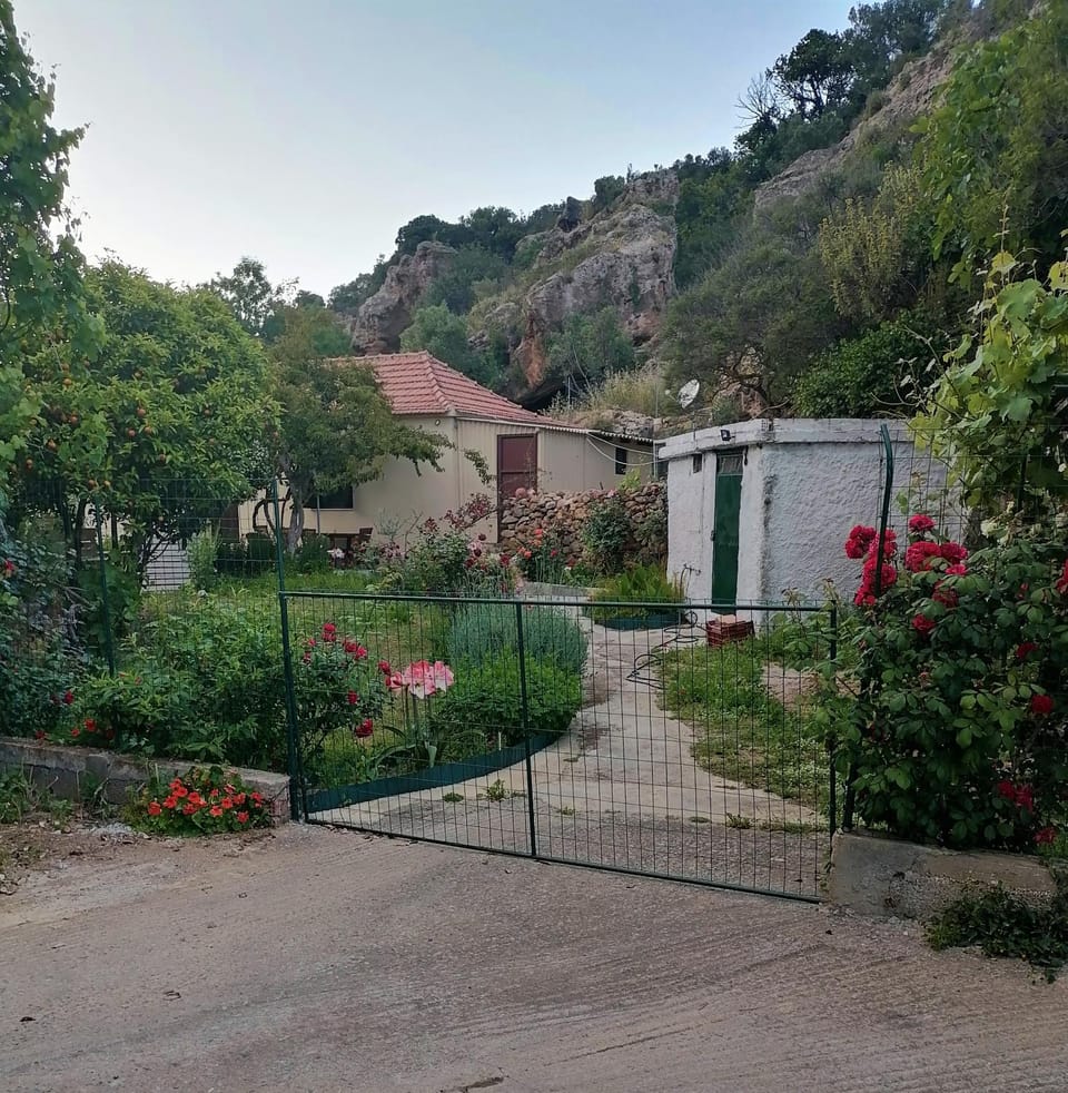 House of Monachogios, Agios Fokas, Monemvassia Apartment in Islands