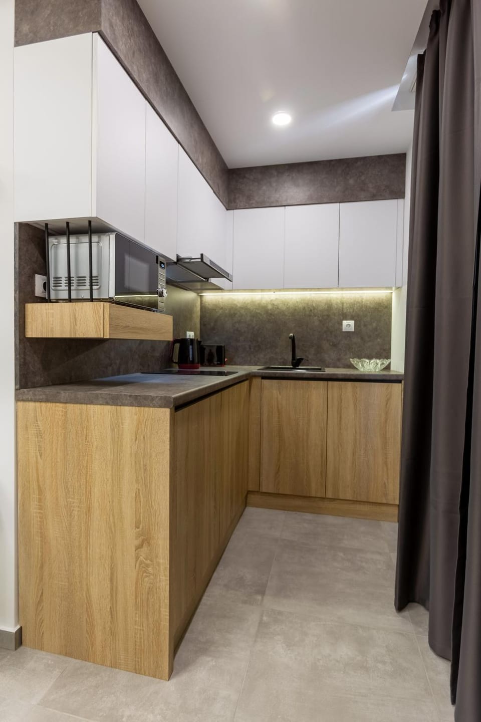 Kitchen or kitchenette, Kitchen or kitchenette