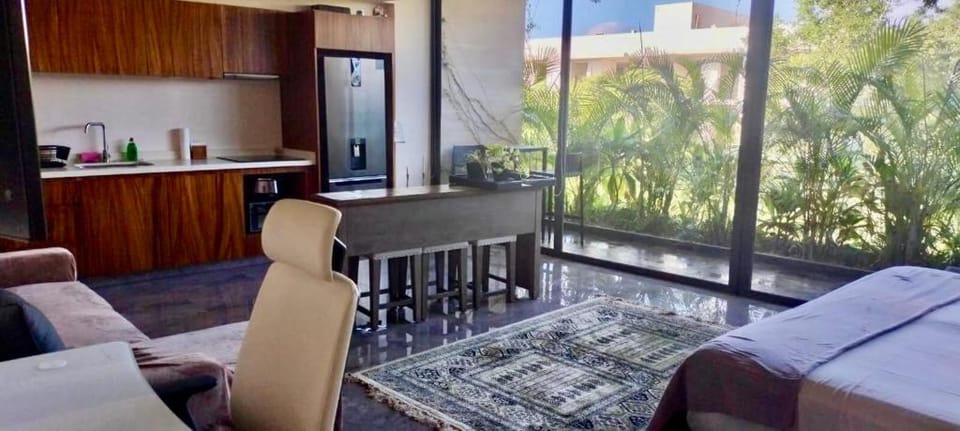 Mistiq Largest PH Studio with GYM, Beach Club Shuttle & Fast Wifi Apartment in State of Quintana Roo