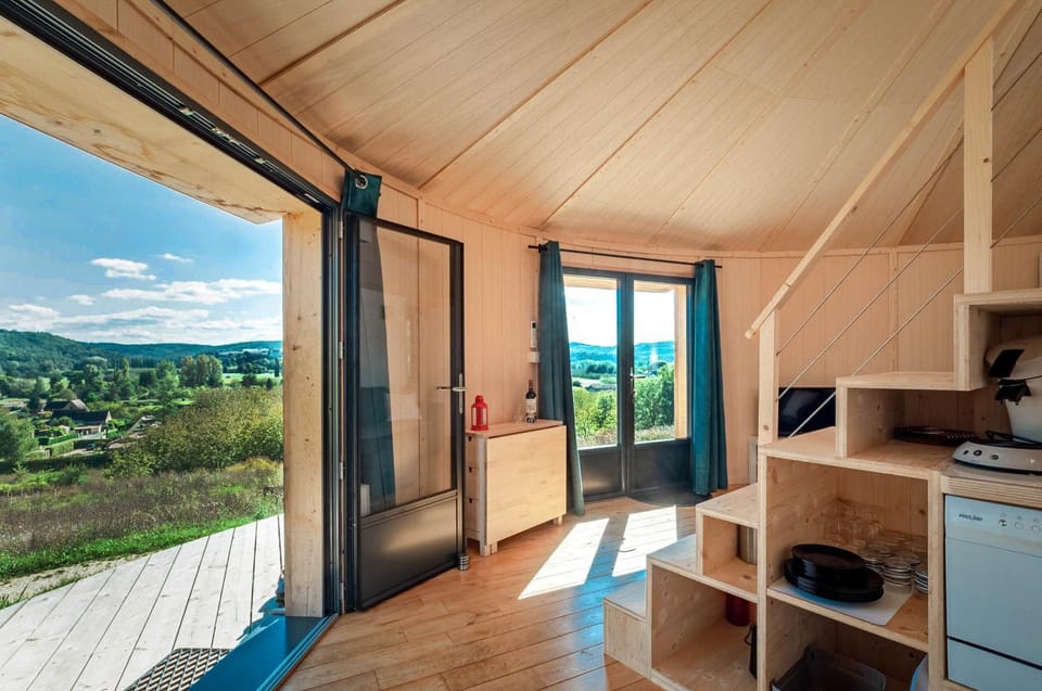 L'Insolite de charme avec Spa et Panorama ! Proximité Sarlat House in Occitanie