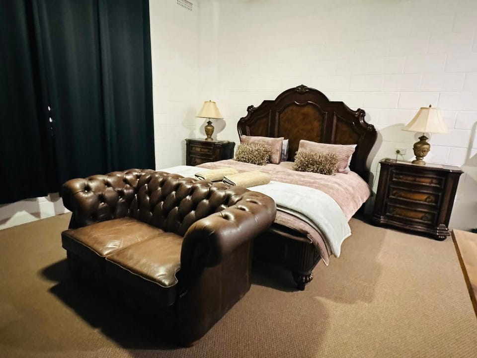 Flinders Ranges Motel - The Mill Motel in Quorn