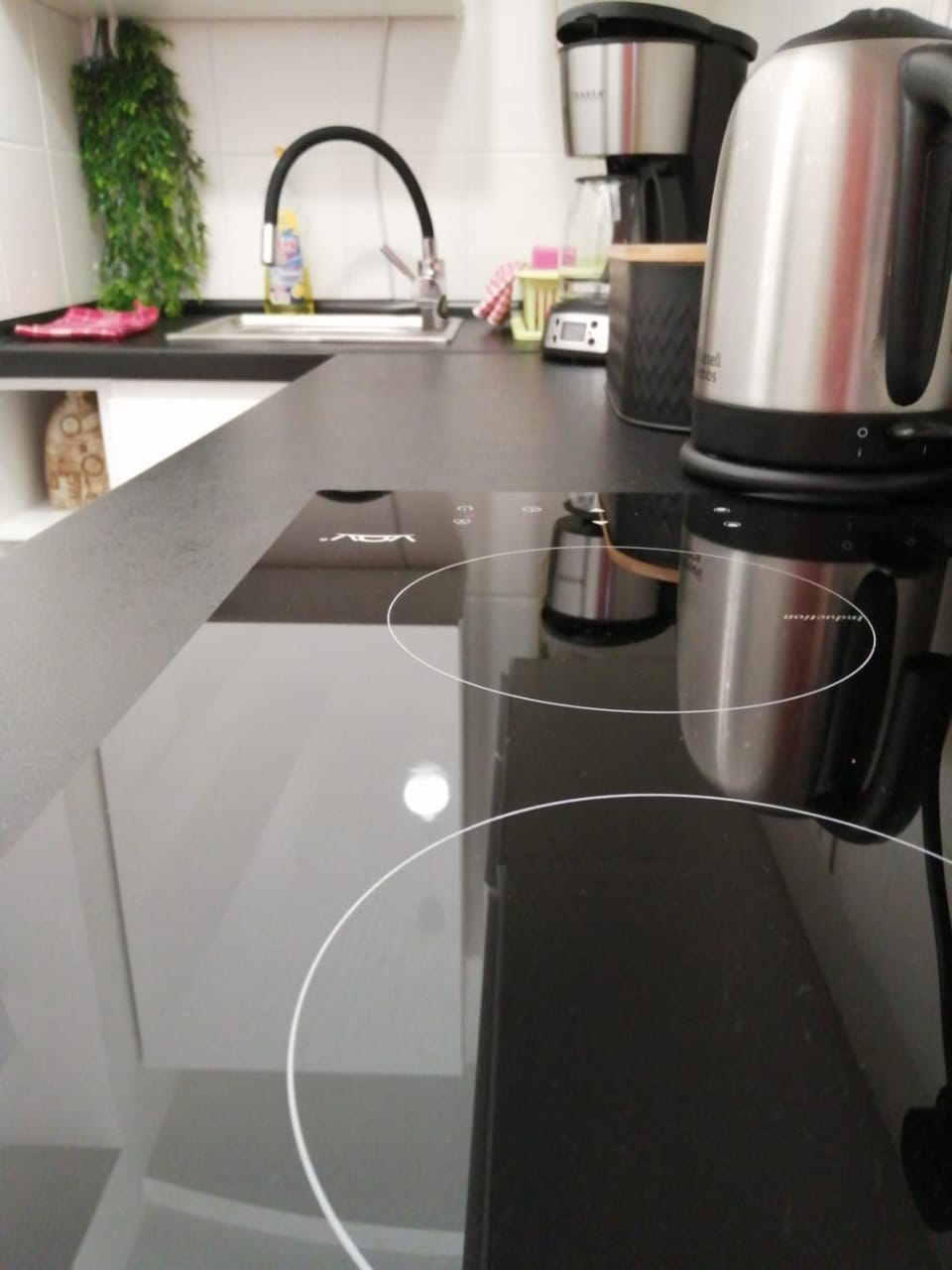 Coffee/tea facilities, Kitchen or kitchenette