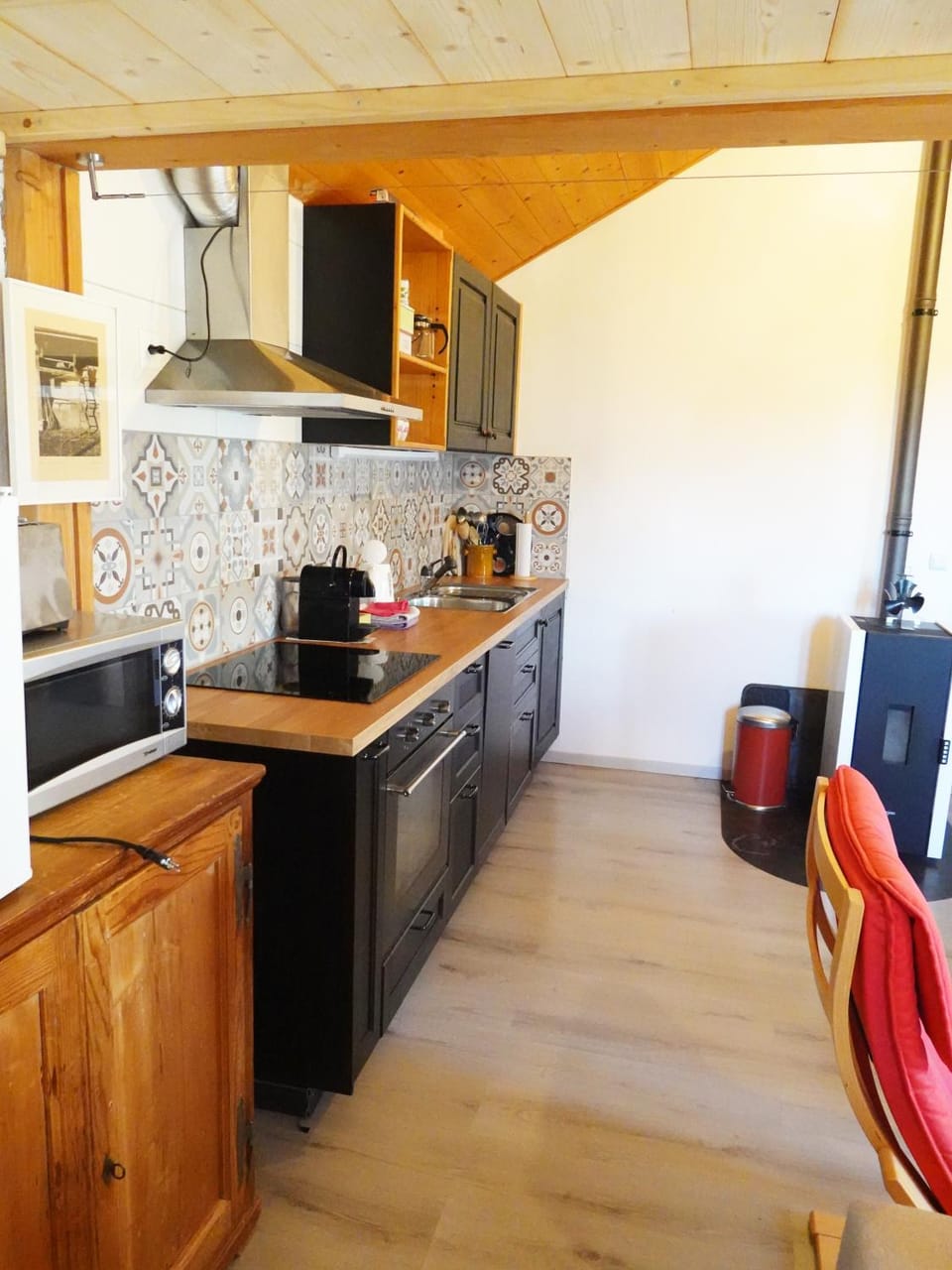 Kitchen or kitchenette