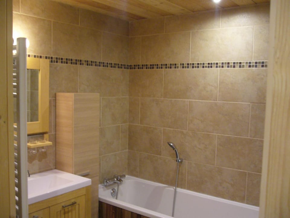 Bathroom, Bath