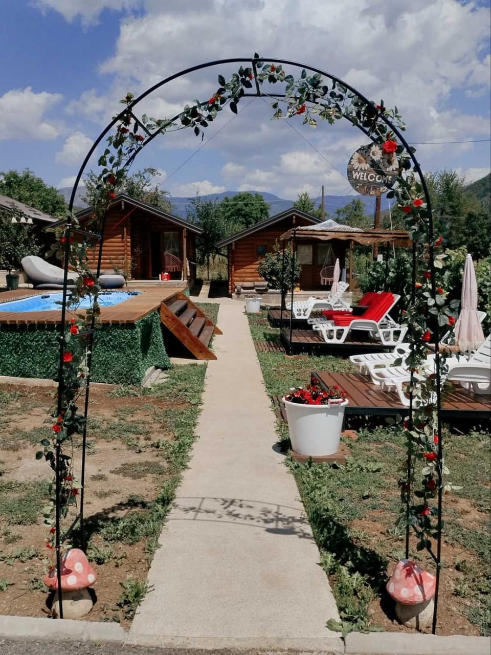 Holiday bungalows with pool Apartment in Montenegro