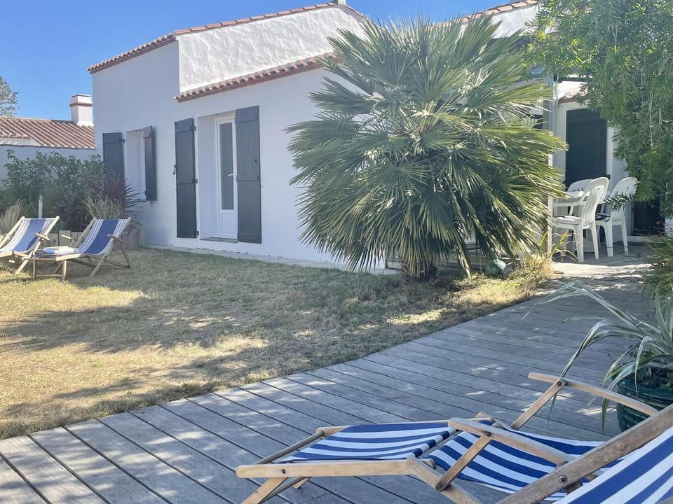 Maison au calme, 3 chambres, proche commerces et plages, jardin sans vis-à-vis, terrasse équipée - FR-1-224B-138 House in Noirmoutier-en-l'Île