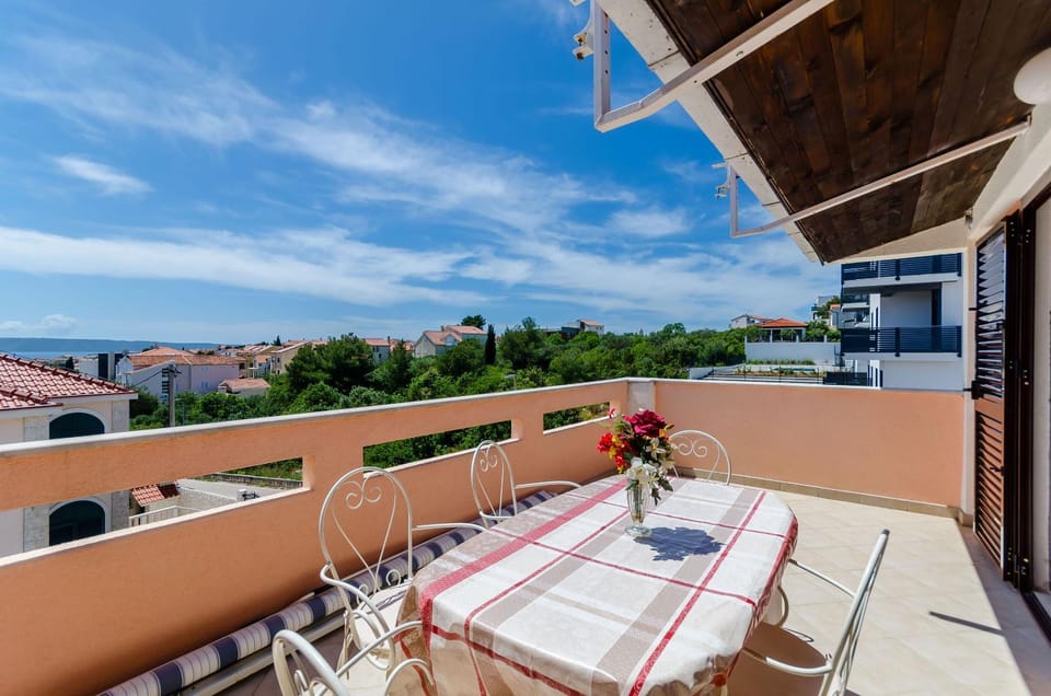 View (from property/room), Balcony/Terrace