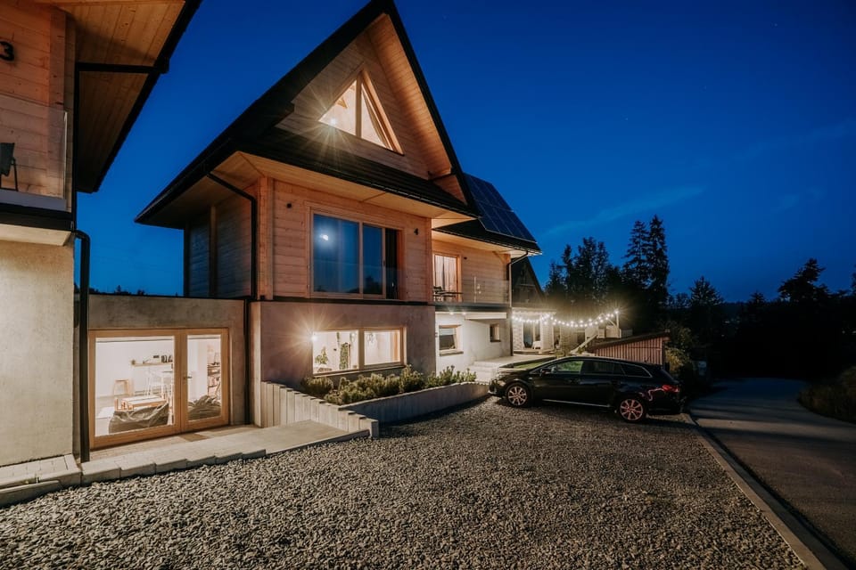 Mleko Domki apartamenty - Panorama Tatr I 8 min spacerem do Term Bania i Kotelnicy Apartment in Lesser Poland Voivodeship