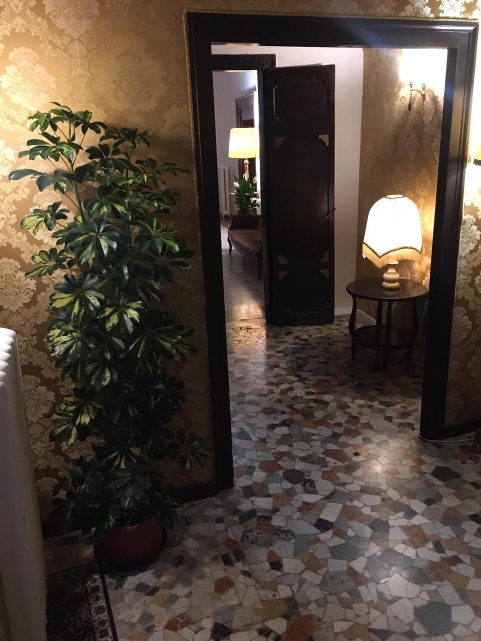 Facade/entrance, Internal: Not applicable to any particular room