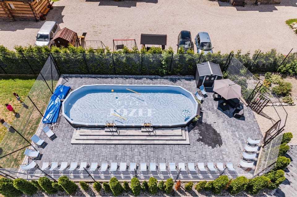 Day, Pool view, Swimming pool, sunbed