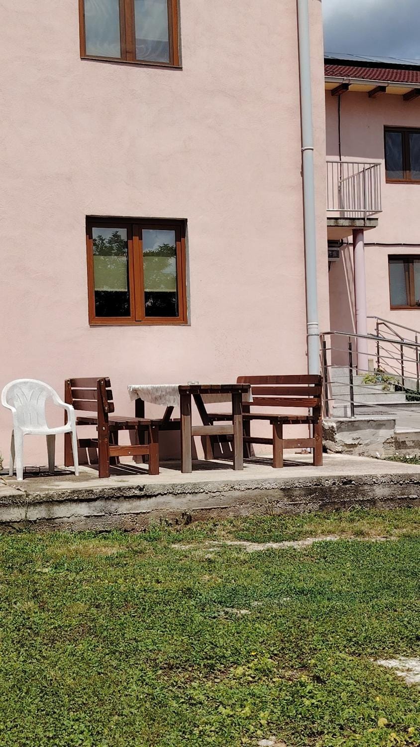 CASA BIA CRIBO Sannicolau de Munte - bai termale Bed and Breakfast in Romania