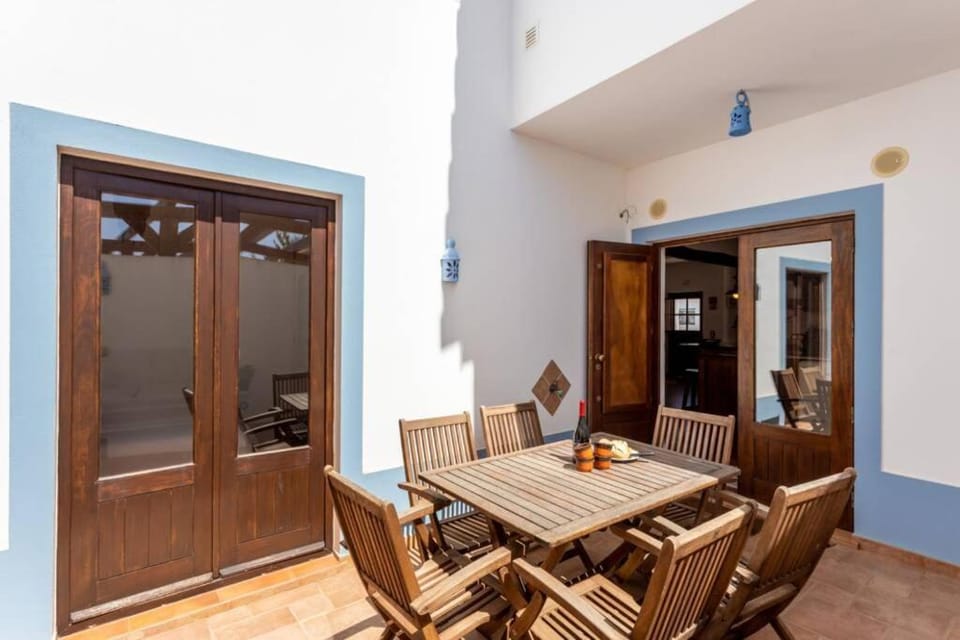 Townhouse Sagres House in Sagres