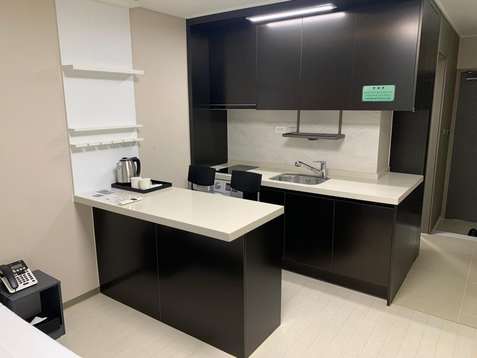 강릉 하이오션 경포 a203 Bed and Breakfast in South Korea