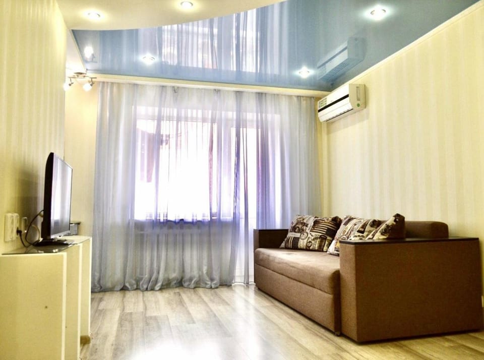 Современная студия в центре на Европейской площади Apartment in Dnipro