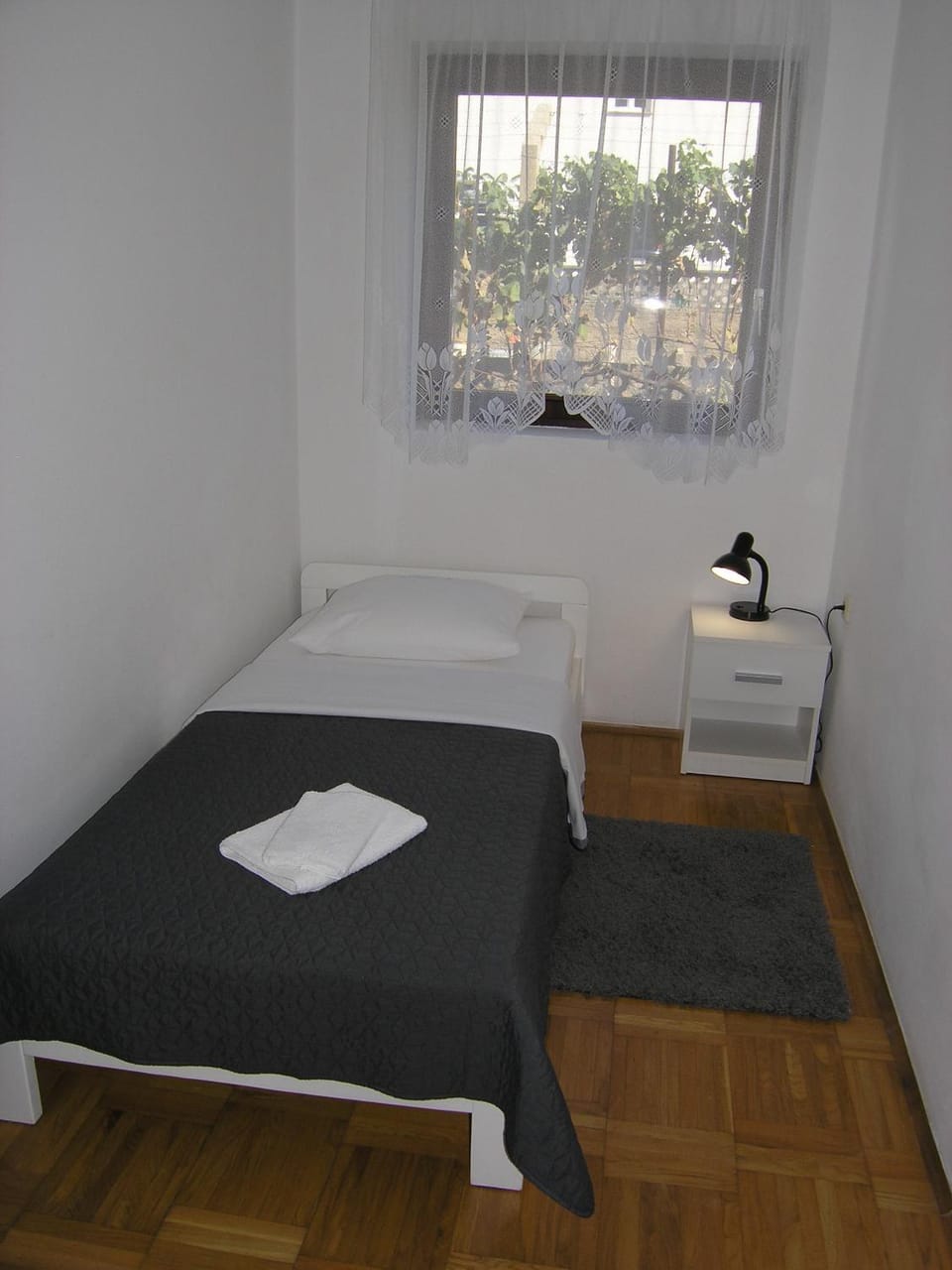 Apartment Mari with terrace Apartment in Lika-Senj County