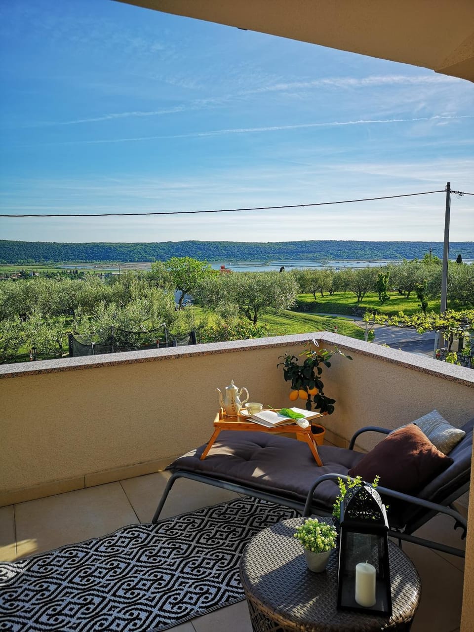 Natural landscape, Balcony/Terrace, Seating area, Sea view