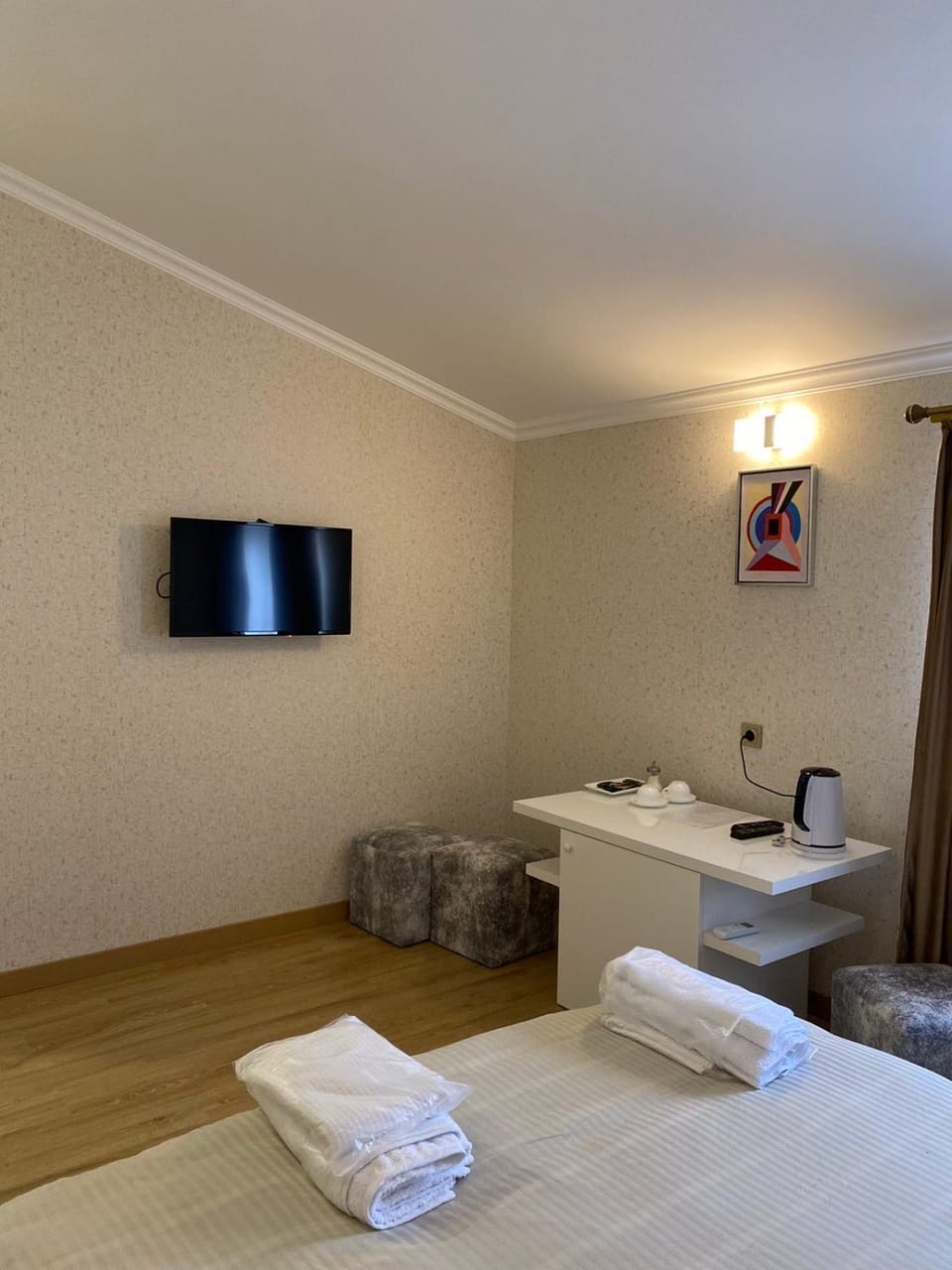 Hotel 12 Tve Hotel in Tbilisi