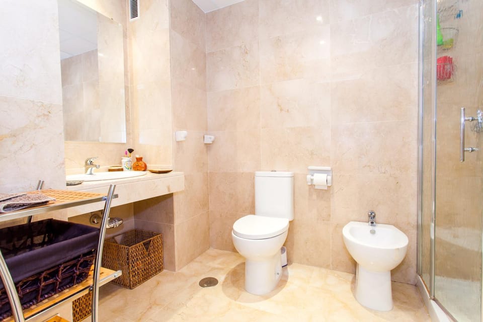 Shower, Bathroom