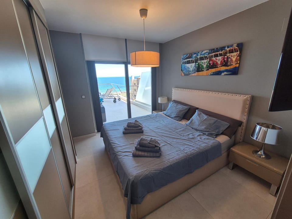 Luxurious apartment next to the sea Apartment in Alacantí
