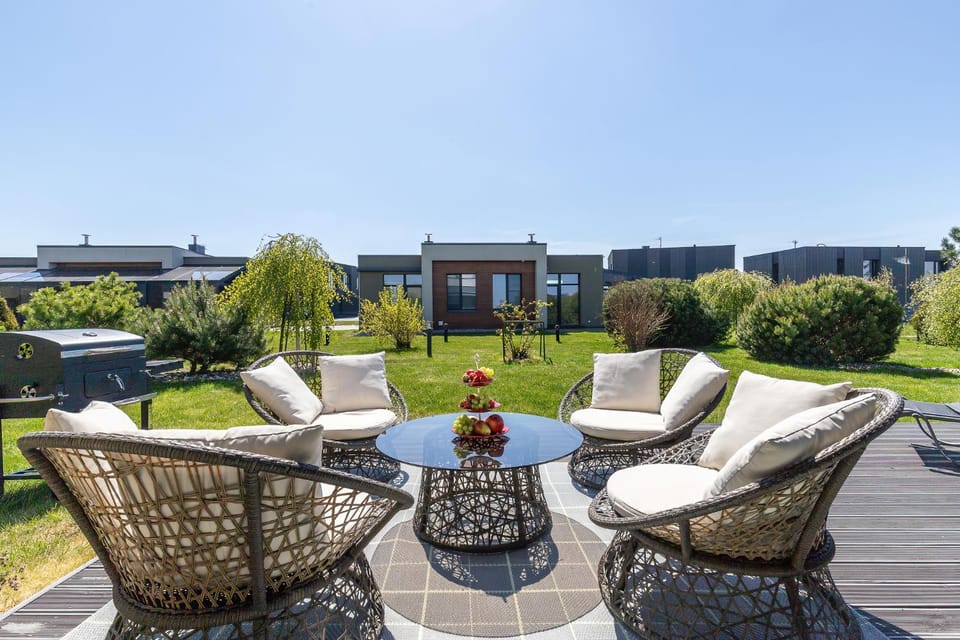 Patio, Balcony/Terrace, Seating area