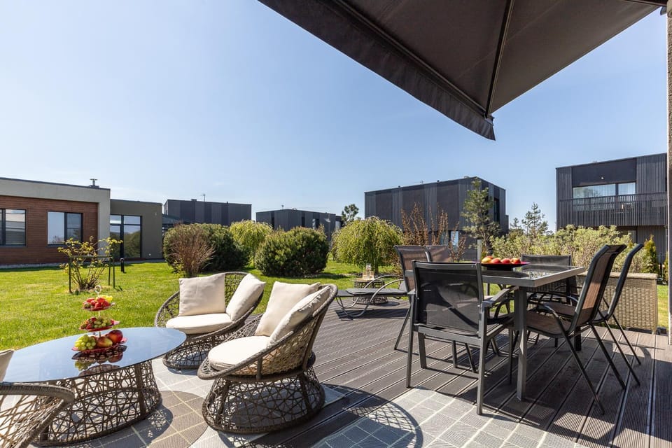 Patio, Balcony/Terrace, Seating area, Garden view