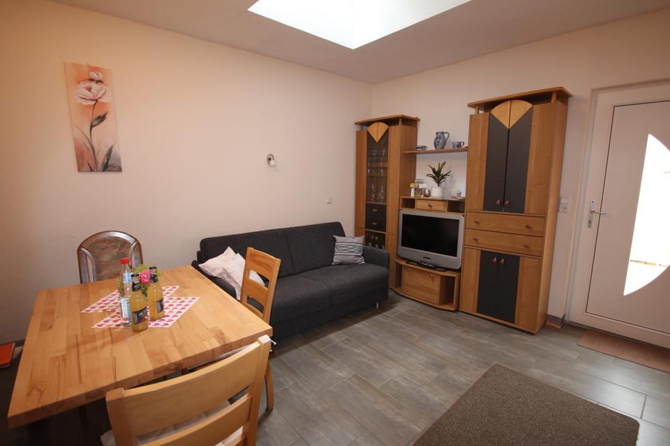 Living room, Photo of the whole room