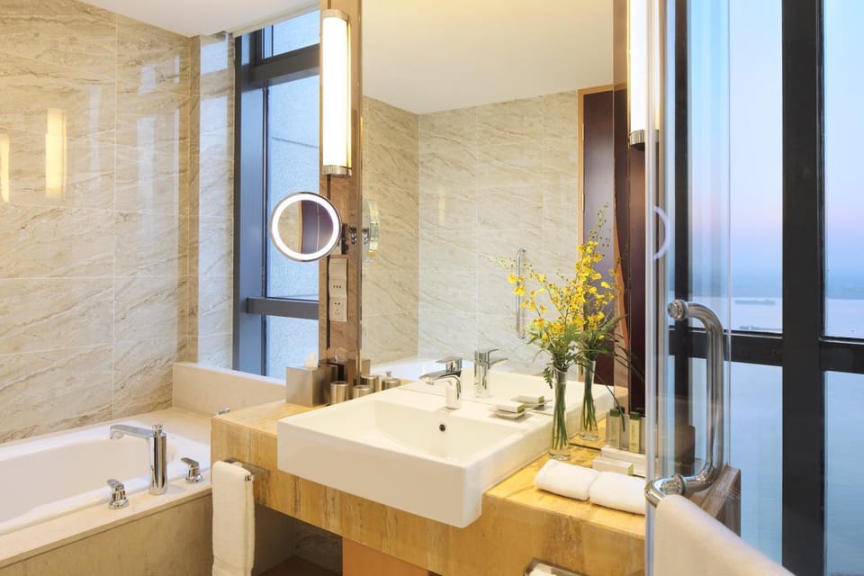 DoubleTree by Hilton Wuhu Hotel in Nanjing