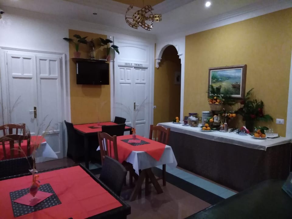 Lounge or bar