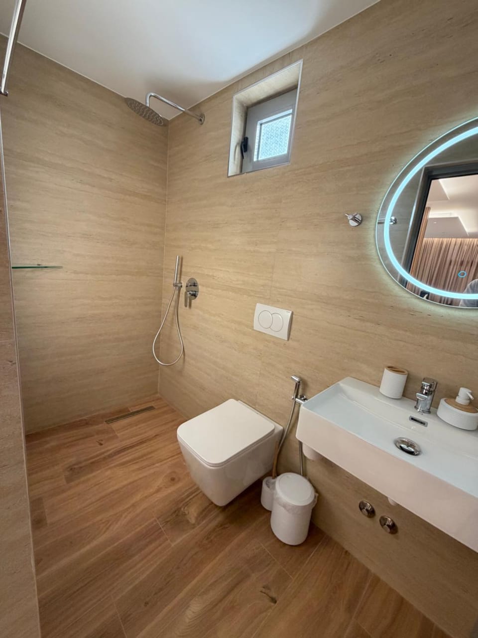 Shower, Toilet, Bathroom, Bath