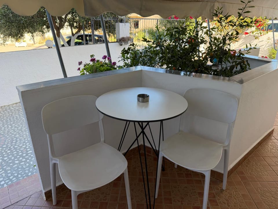 Patio, View (from property/room), Balcony/Terrace, Dining area
