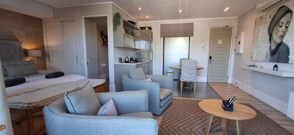 The Gallery on Gray Apartment in Knysna