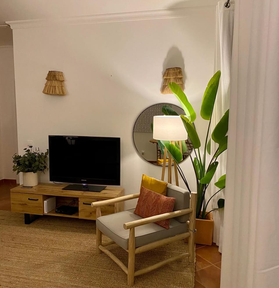 TV and multimedia, Seating area