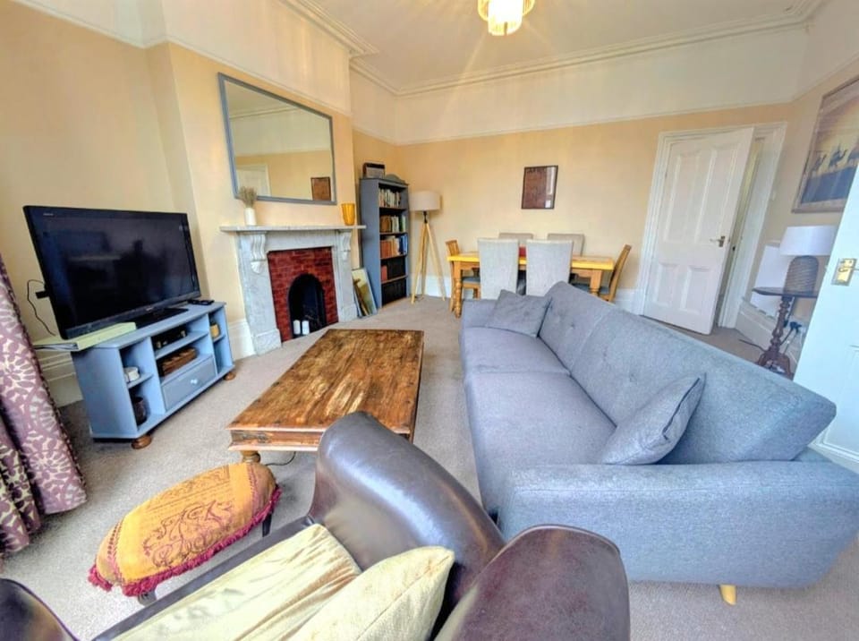 Lennox Lodge Apartment in Portsmouth