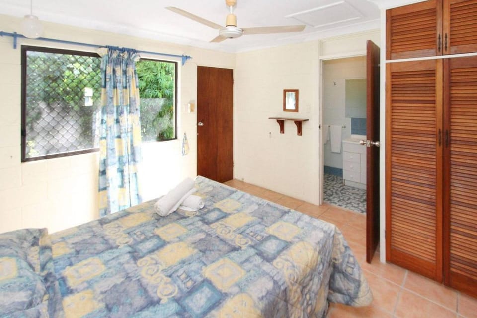 Alma Bay Holiday Unit 1 Apartment in Queensland