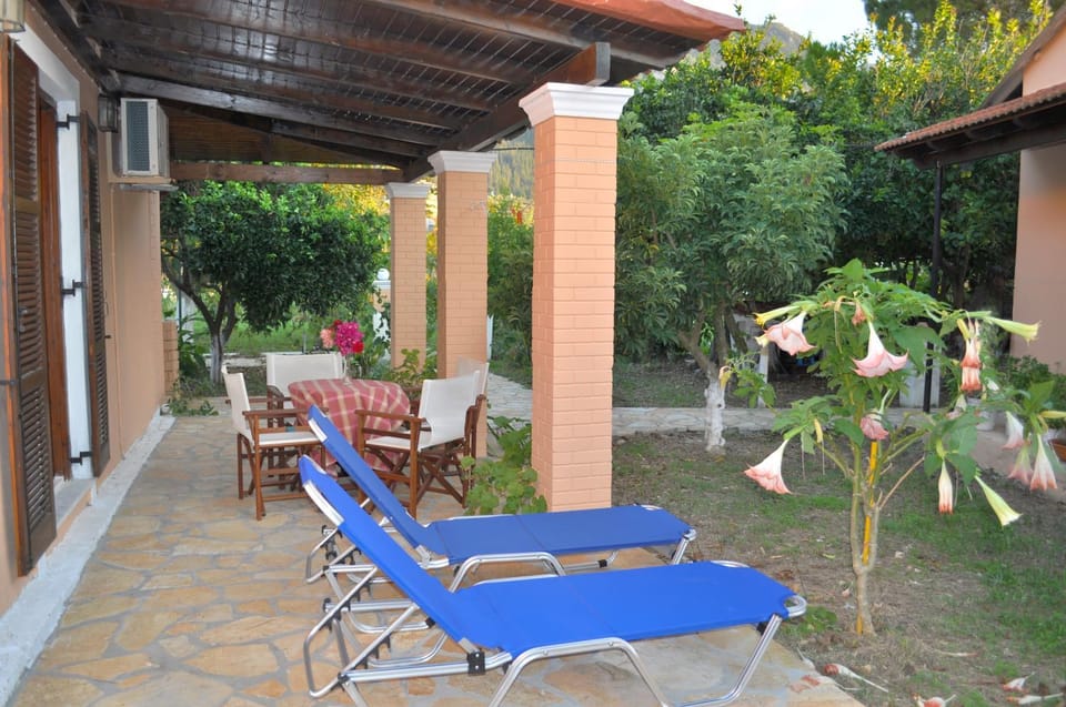 Patio, BBQ facilities, Children play ground, Garden, Balcony/Terrace, furniture, sunbed