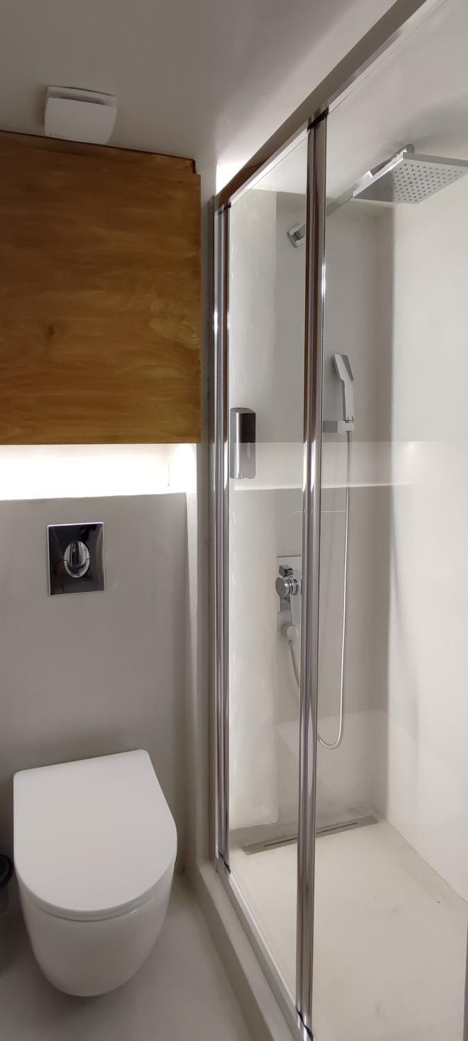 Shower, Toilet, Bathroom