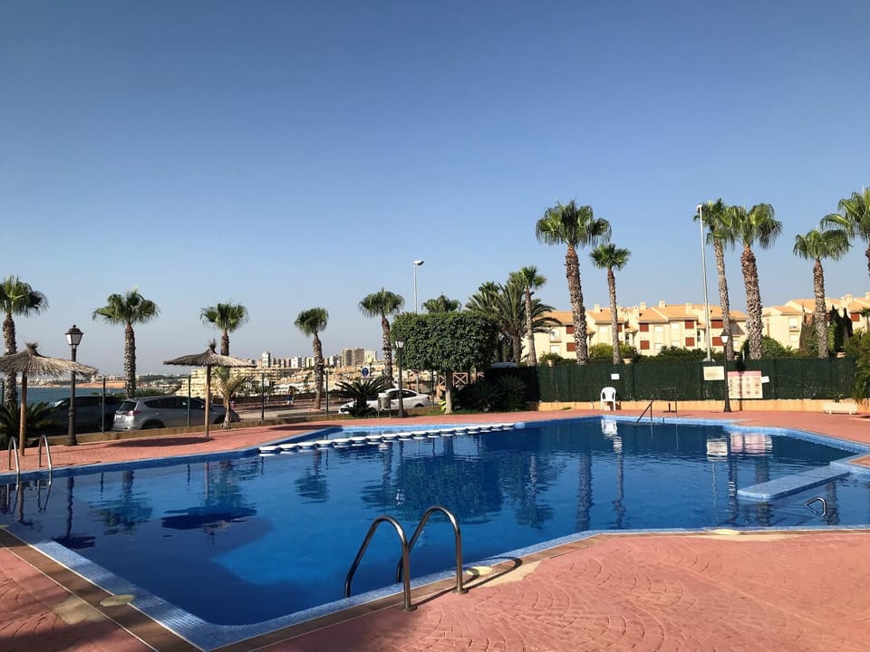 Swimming pool, Swimming pool