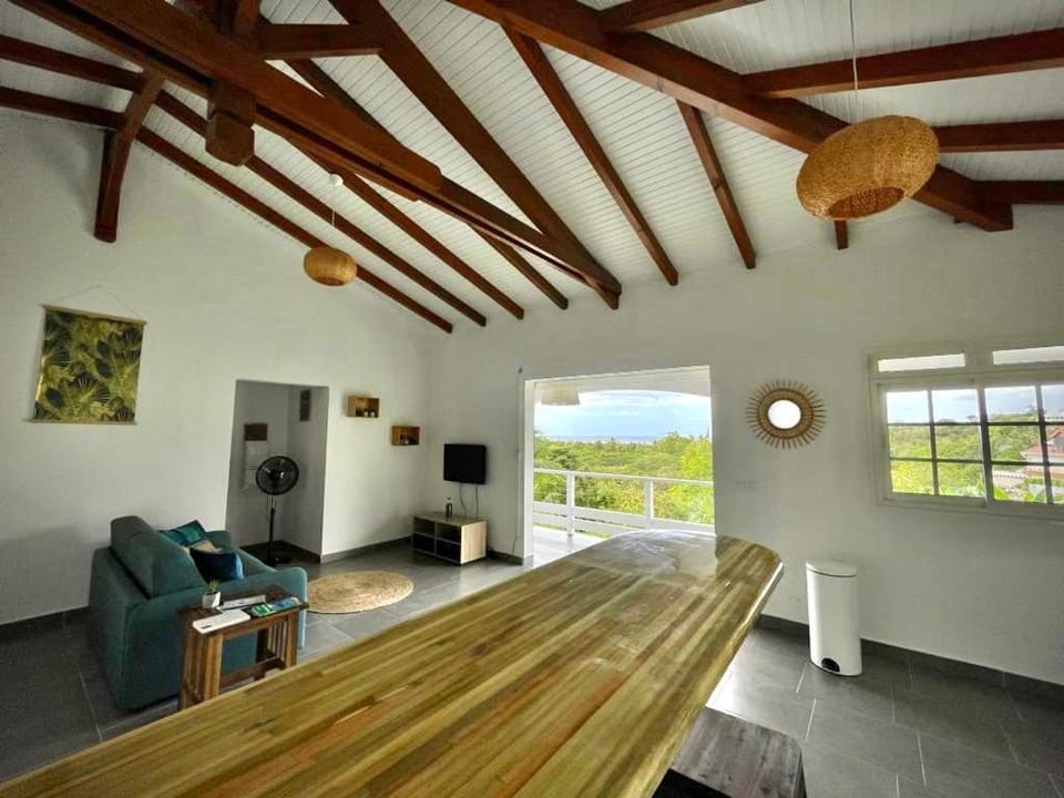 Living room, Lounge or bar