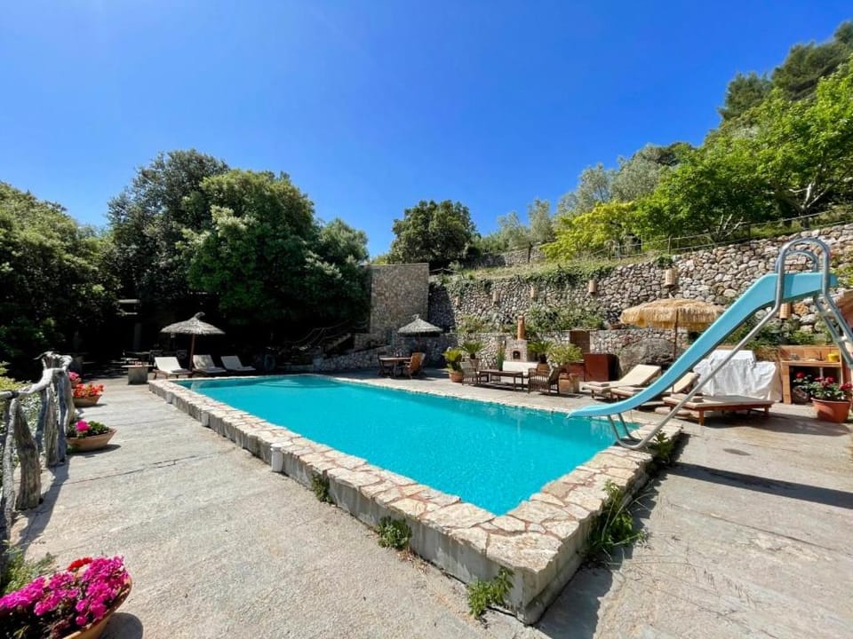 Fabulous Rustic Villa Set On Mountain With Unique Views Villa in Serra de Tramuntana