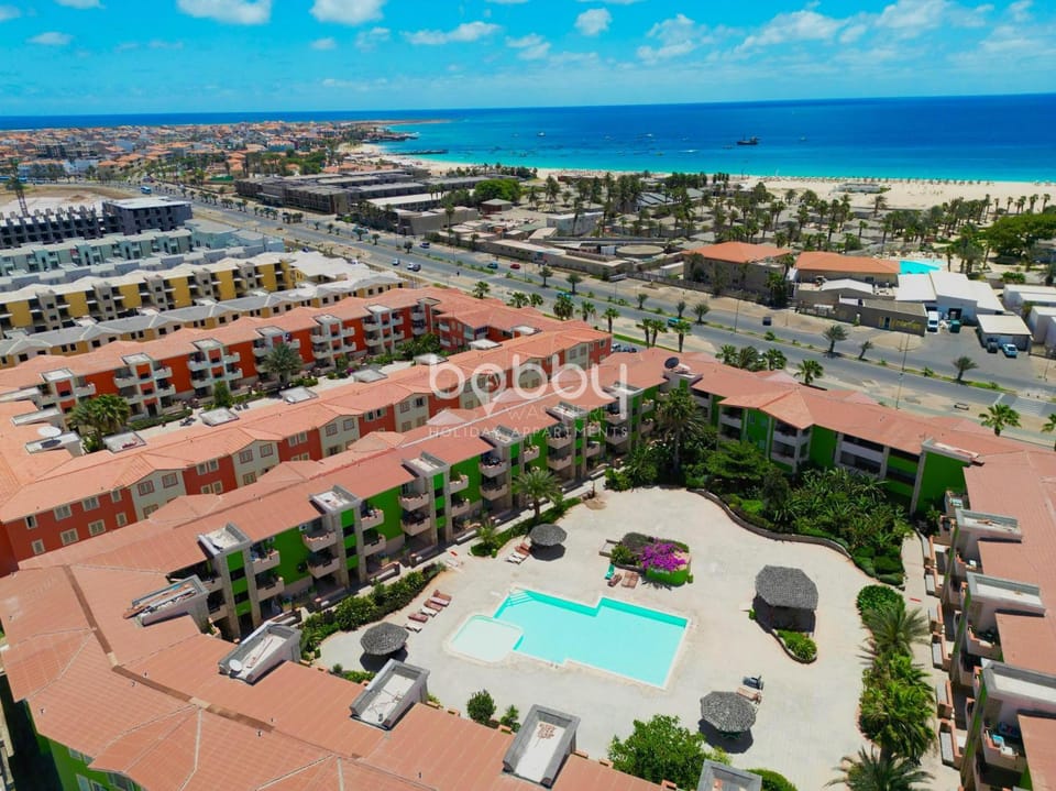 Djadsal Moradias - by Bobbywashere Apartment in Santa Maria