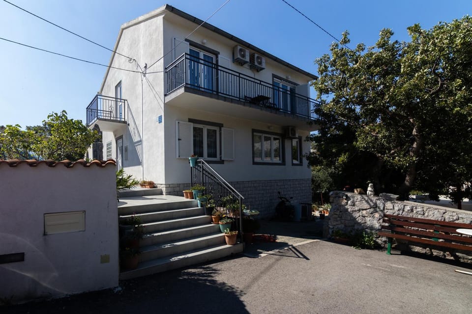 Property building, Balcony/Terrace