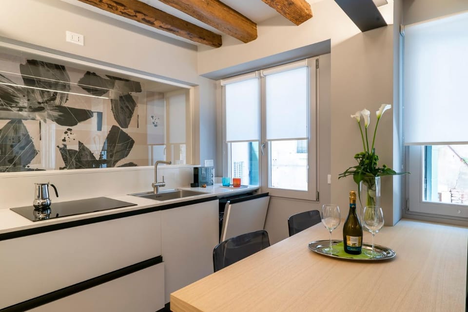 Kitchen or kitchenette