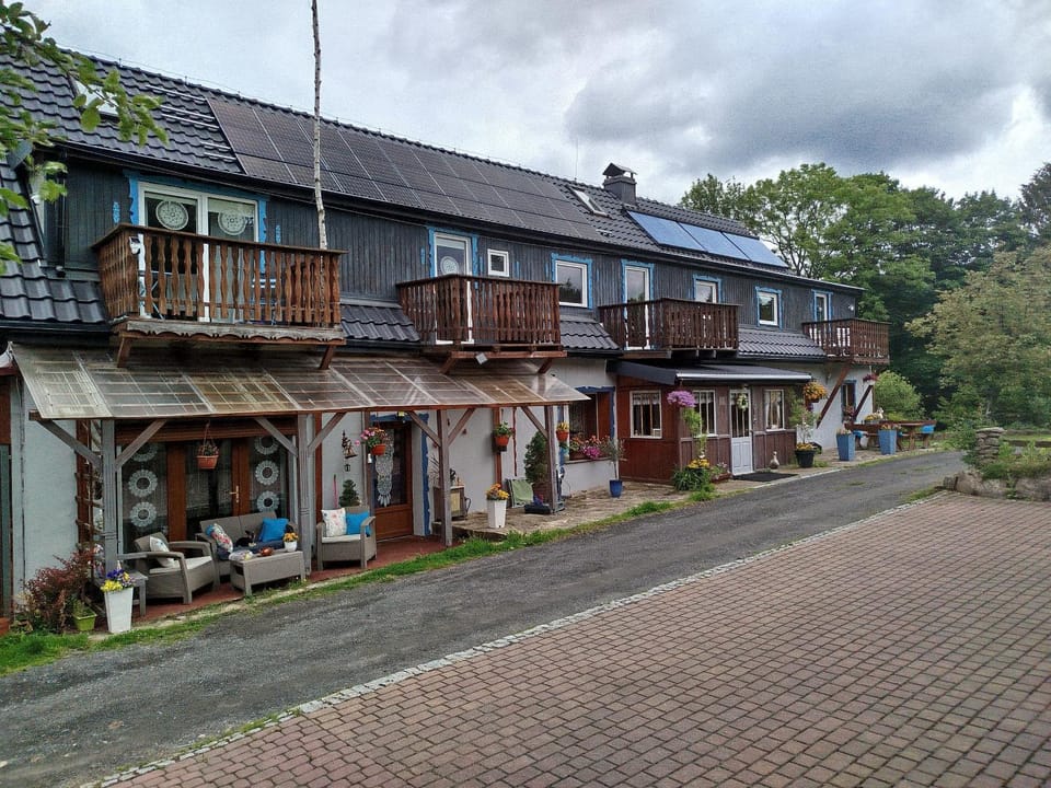 Pokoje Gościnne Poniatowscy Bed and Breakfast in Lower Silesian Voivodeship