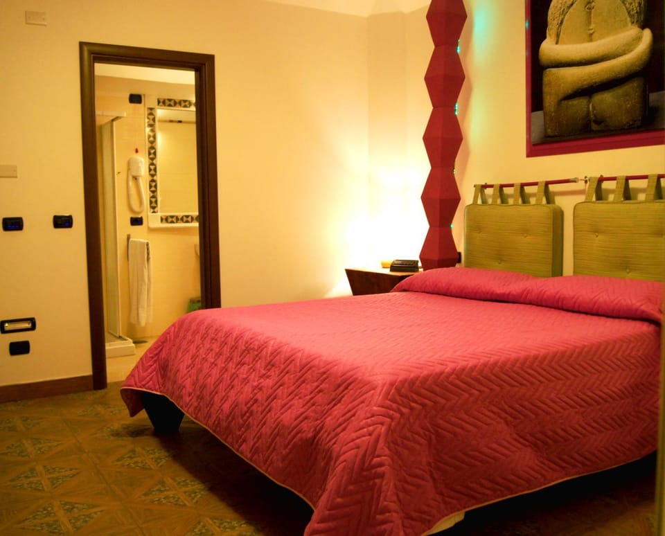 Bed, Photo of the whole room